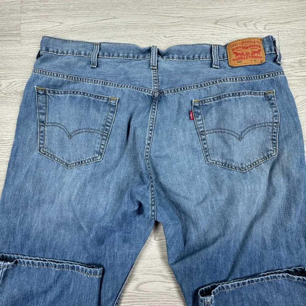 Levi's Mens Jeans 569 Loose Straight Leg Medium Wash Blue W42 L32 Denim